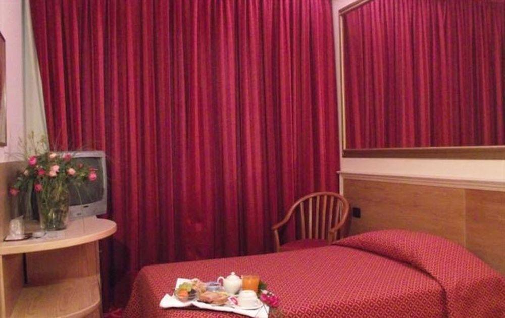 Hotel Ih Milano St. John